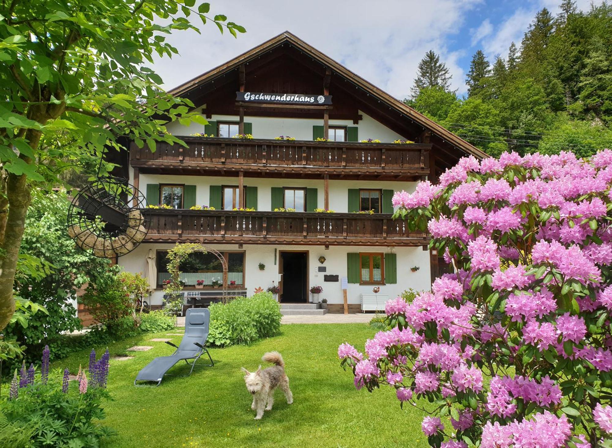 Gschwenderhaus Ferienwohnungen Oberstdorf Exteriör bild